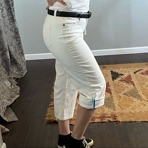 CJ Blue White Cropped Jeans